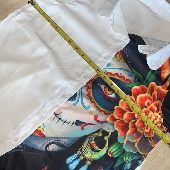 SUGAR SKULL Day of the Dead white buttondown blouse, iconic CATARINA face. M EUC - Picture 11 of 15